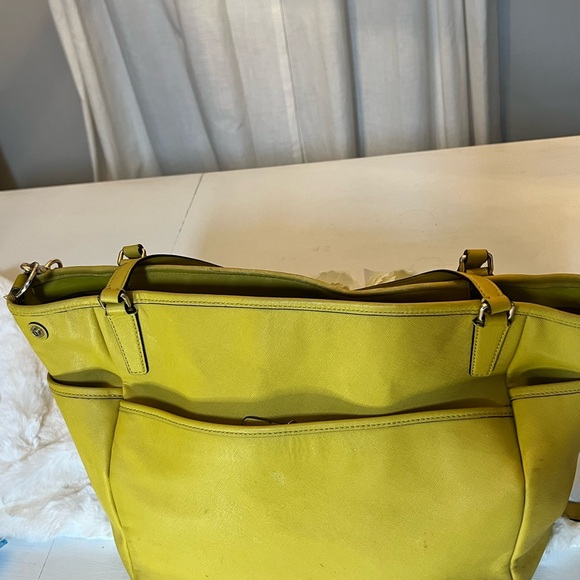COACH-Vibrant‎ Yellow Tote Bag-Fair Condition -PLEASE READ DESCRIPTION - Picture 13 of 16